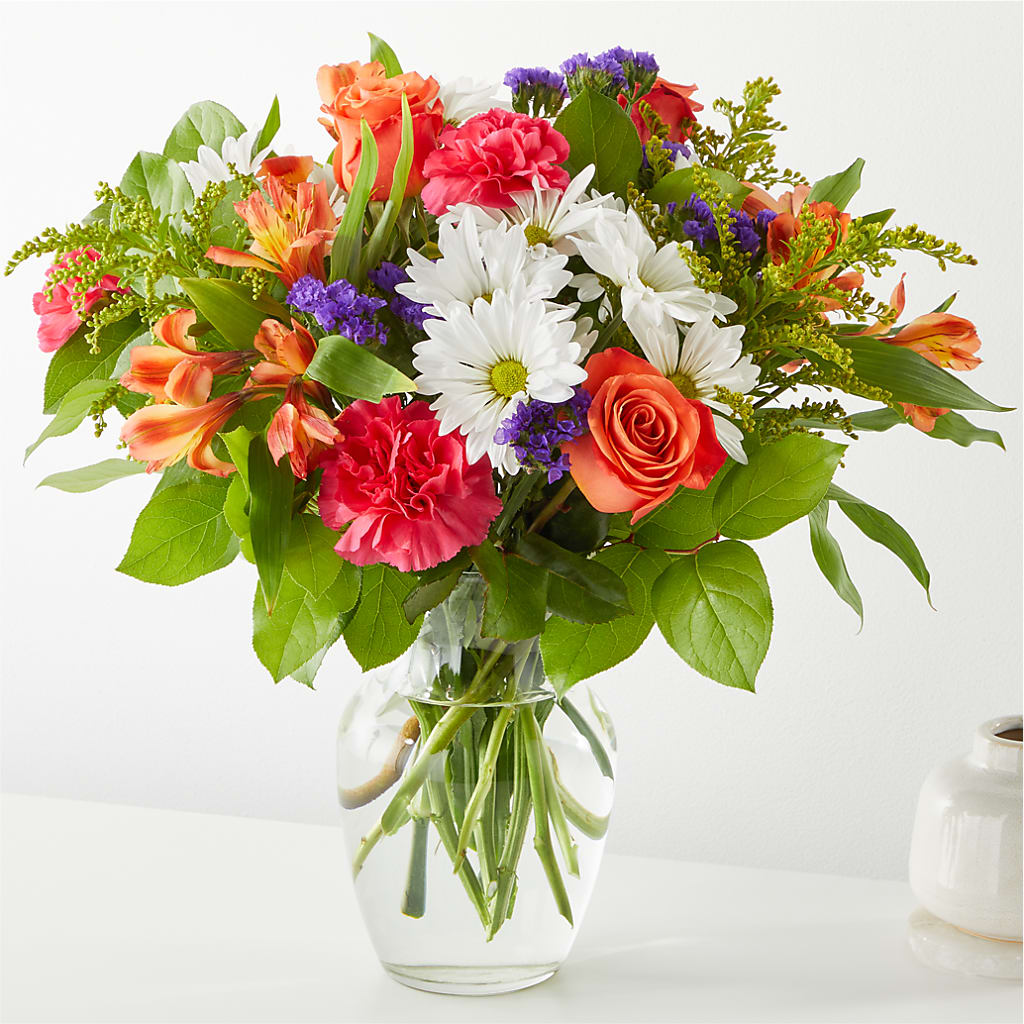 Oopsie Daisy Bouquet – Rhea Flower Shop, Toronto ON
