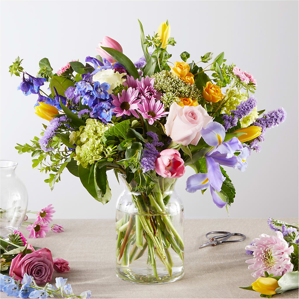 Pastel Tradition - A Florist Original – Rhea Flower Shop, Toronto ON