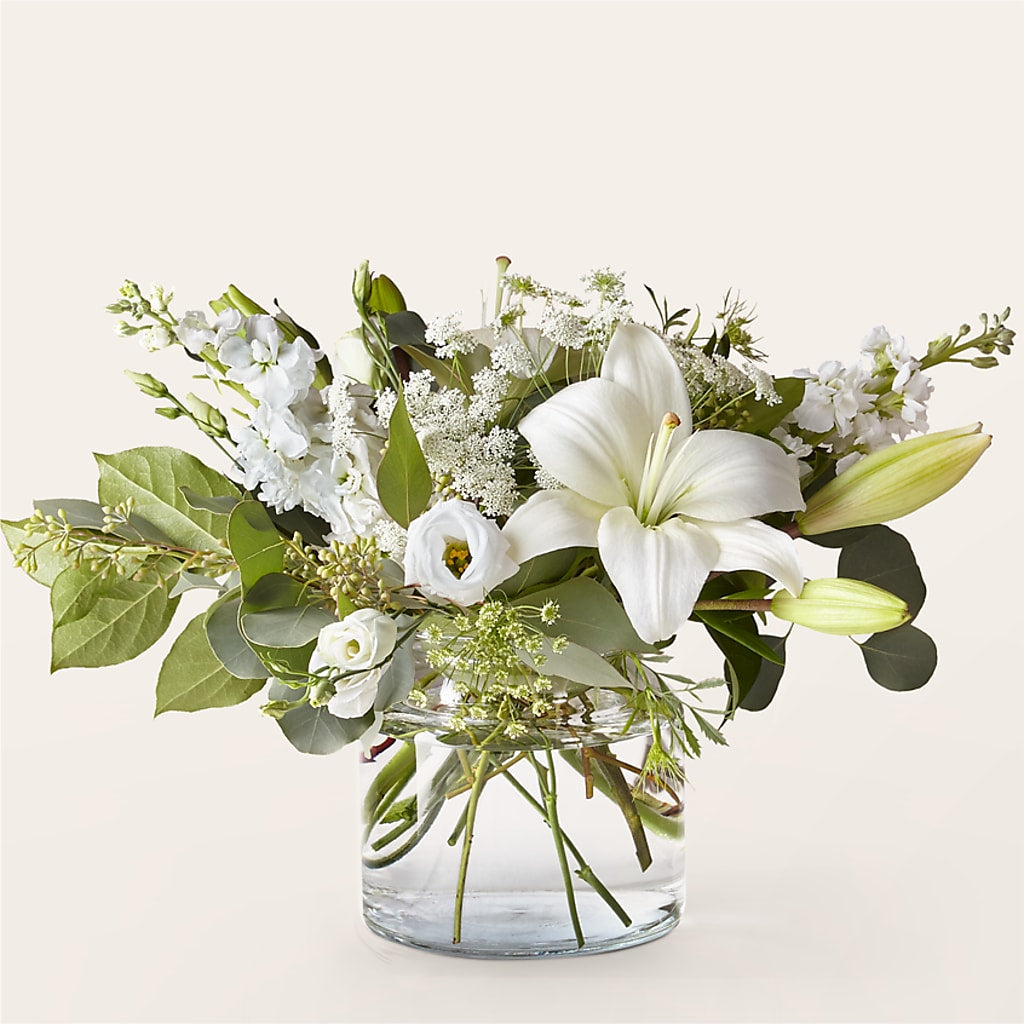 Alluring Elegance Bouquet – Rhea Flower Shop, Toronto ON