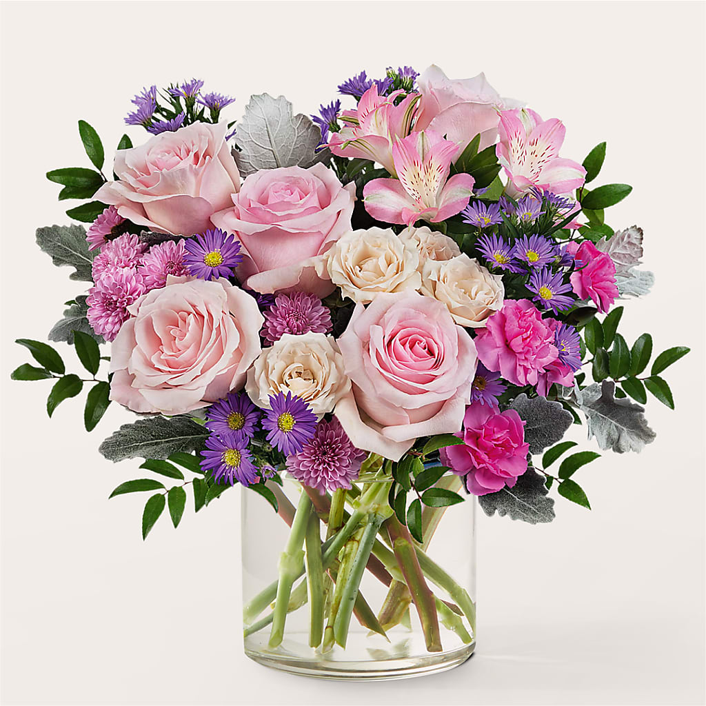 Light as a Feather Bouquet – Rhea Flower Shop, Toronto ON