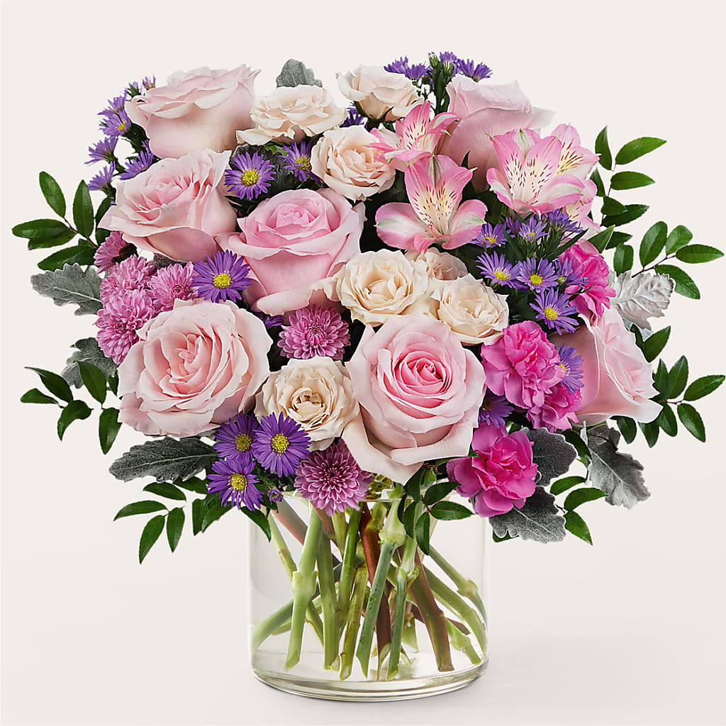 Light as a Feather Bouquet – Rhea Flower Shop, Toronto ON