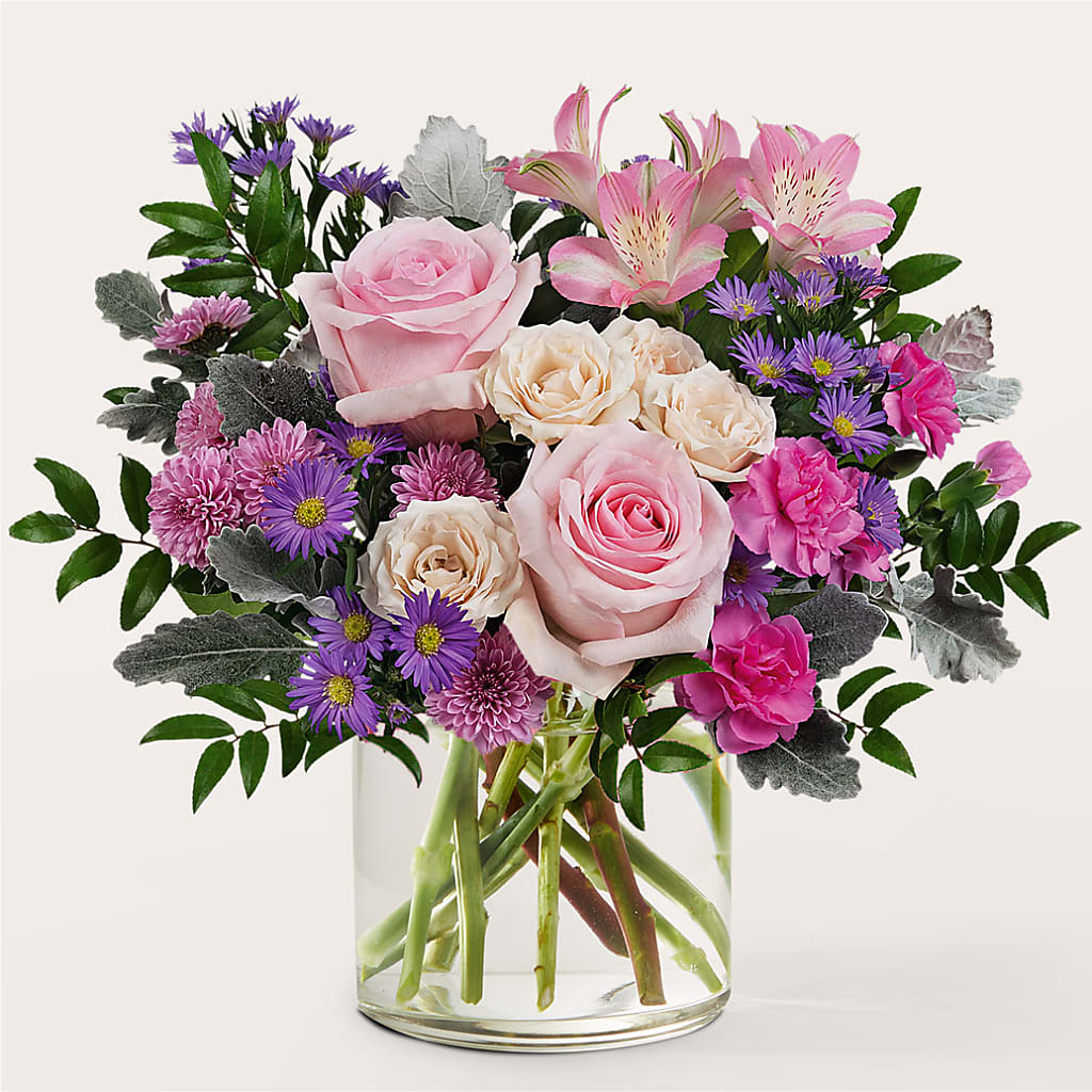 Light as a Feather Bouquet – Rhea Flower Shop, Toronto ON