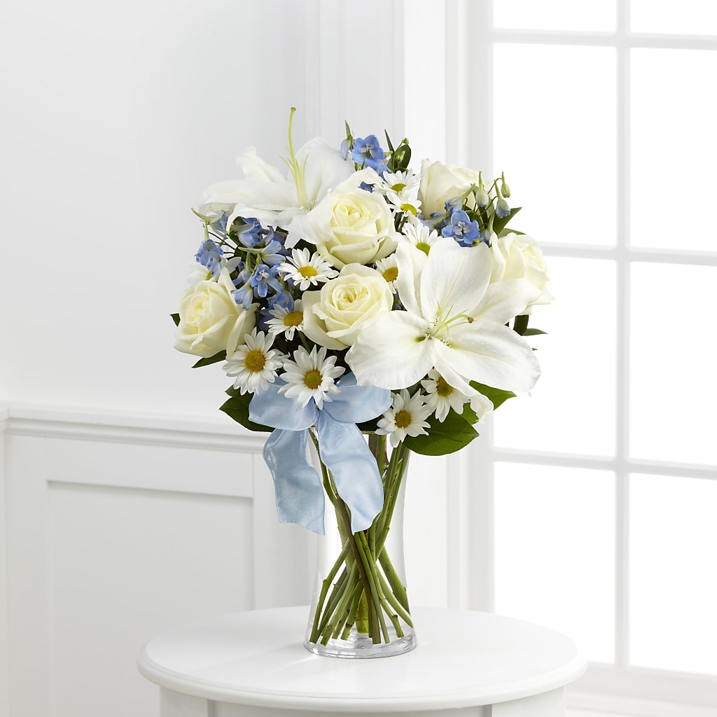 Sweet Peace Bouquet – Rhea Flower Shop, Toronto ON