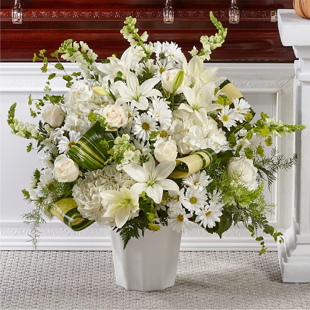 Thoughts of Tranquility Floor Basket – Rhea Flower Shop, Toronto ON
