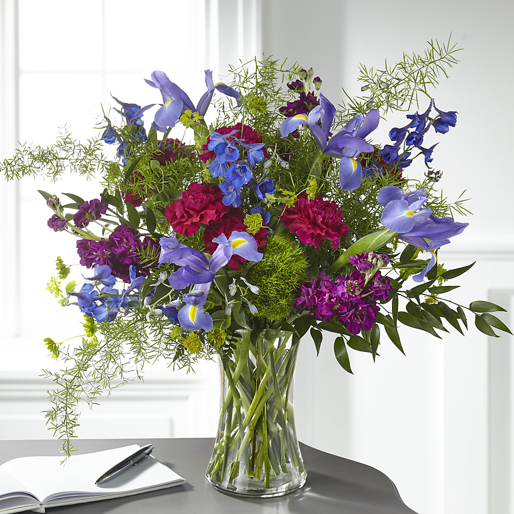Giving Grace Bouquet – Rhea Flower Shop, Toronto ON