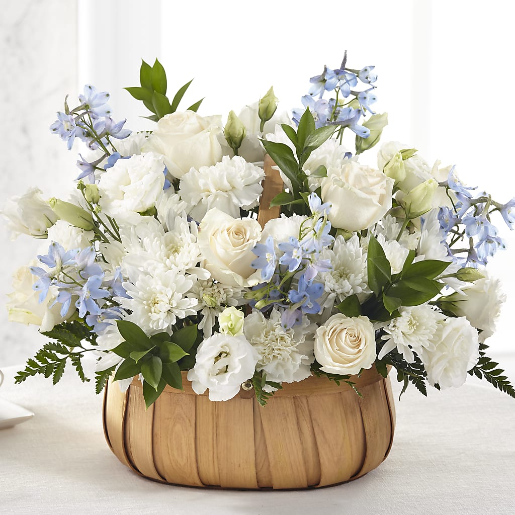Sincerely Heartfelt Basket – Rhea Flower Shop, Toronto ON