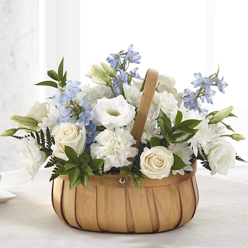Sincerely Heartfelt Basket – Rhea Flower Shop, Toronto ON