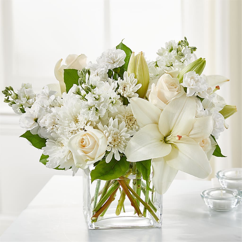 Gentle Breeze Bouquet – Rhea Flower Shop, Toronto ON