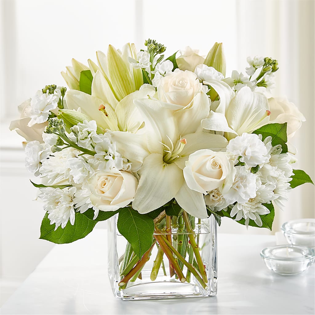 Gentle Breeze Bouquet – Rhea Flower Shop, Toronto ON