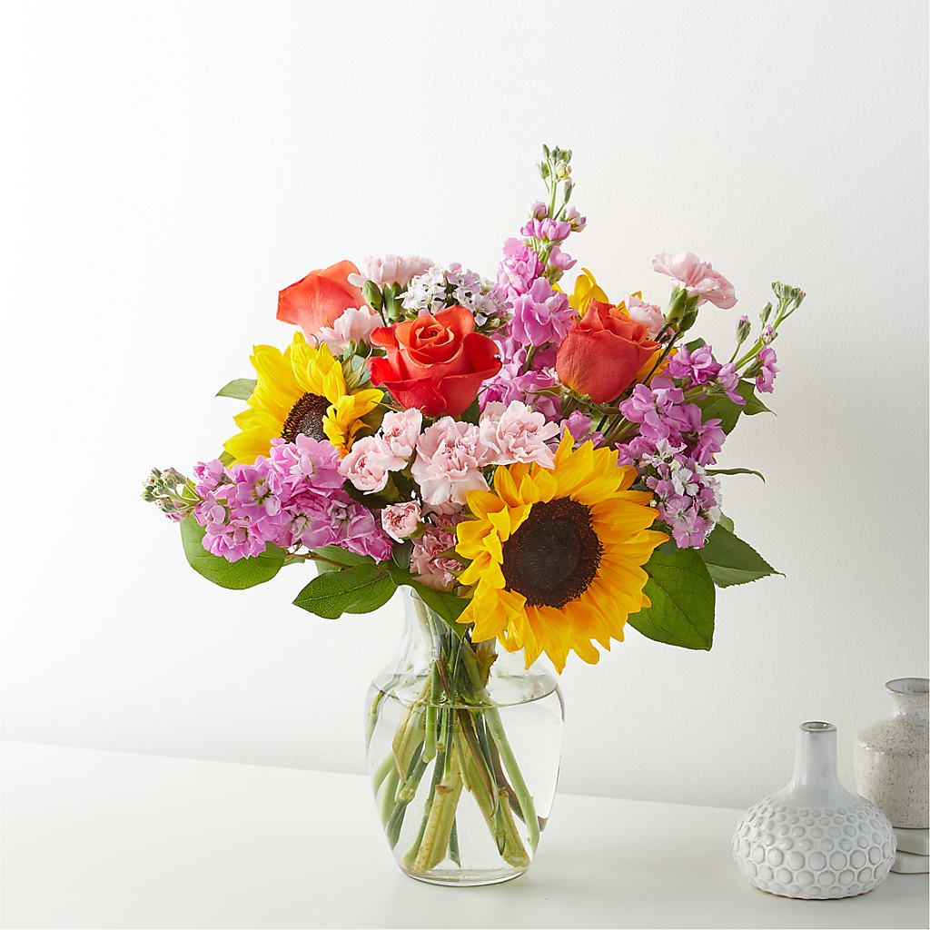 Yellow Brick Road Bouquet – Rhea Flower Shop, Toronto ON
