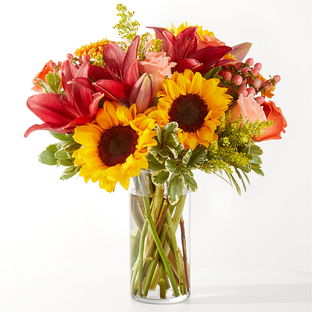 Acorn Lane Bouquet – Rhea Flower Shop, Toronto ON