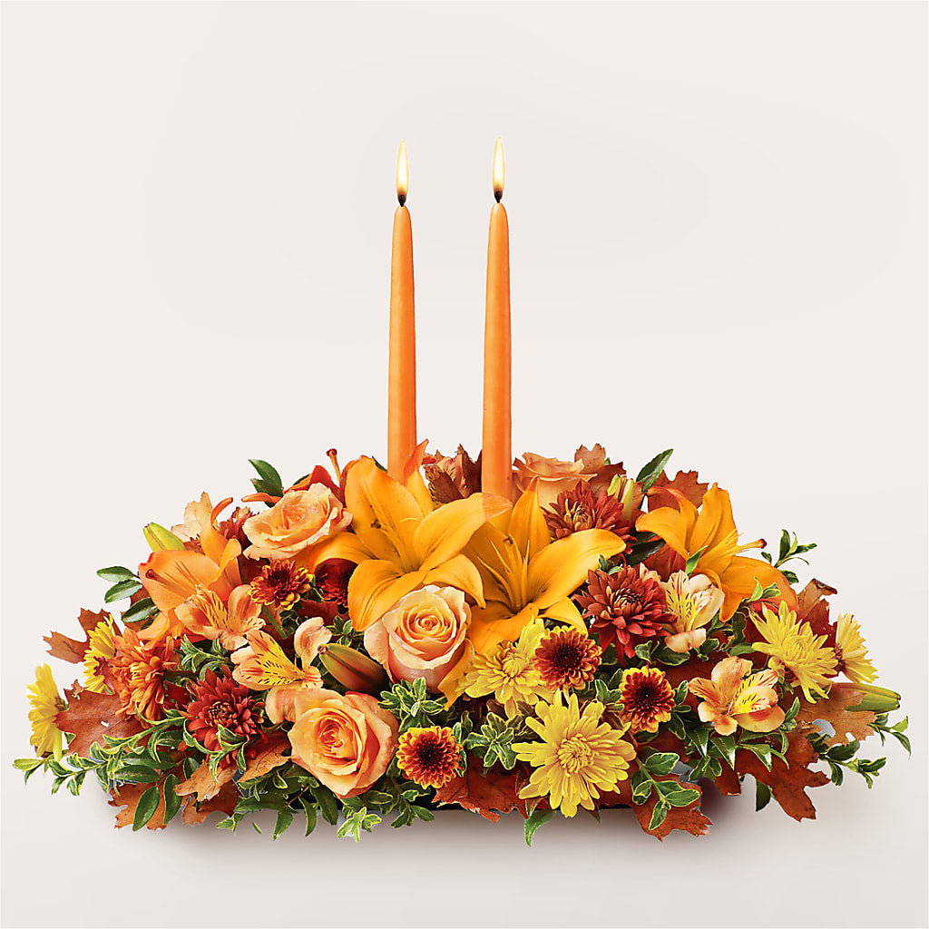 Traditions Centerpiece – Rhea Flower Shop, Toronto ON
