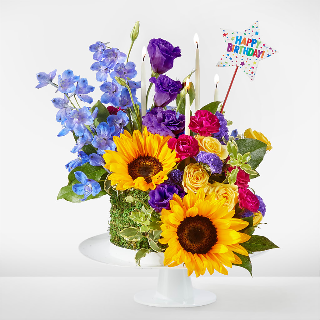 Star of the Day Floral Cake – Rhea Flower Shop, Toronto ON