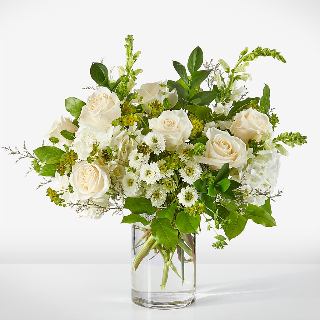 Hint of Vanilla Bouquet – Rhea Flower Shop, Toronto ON