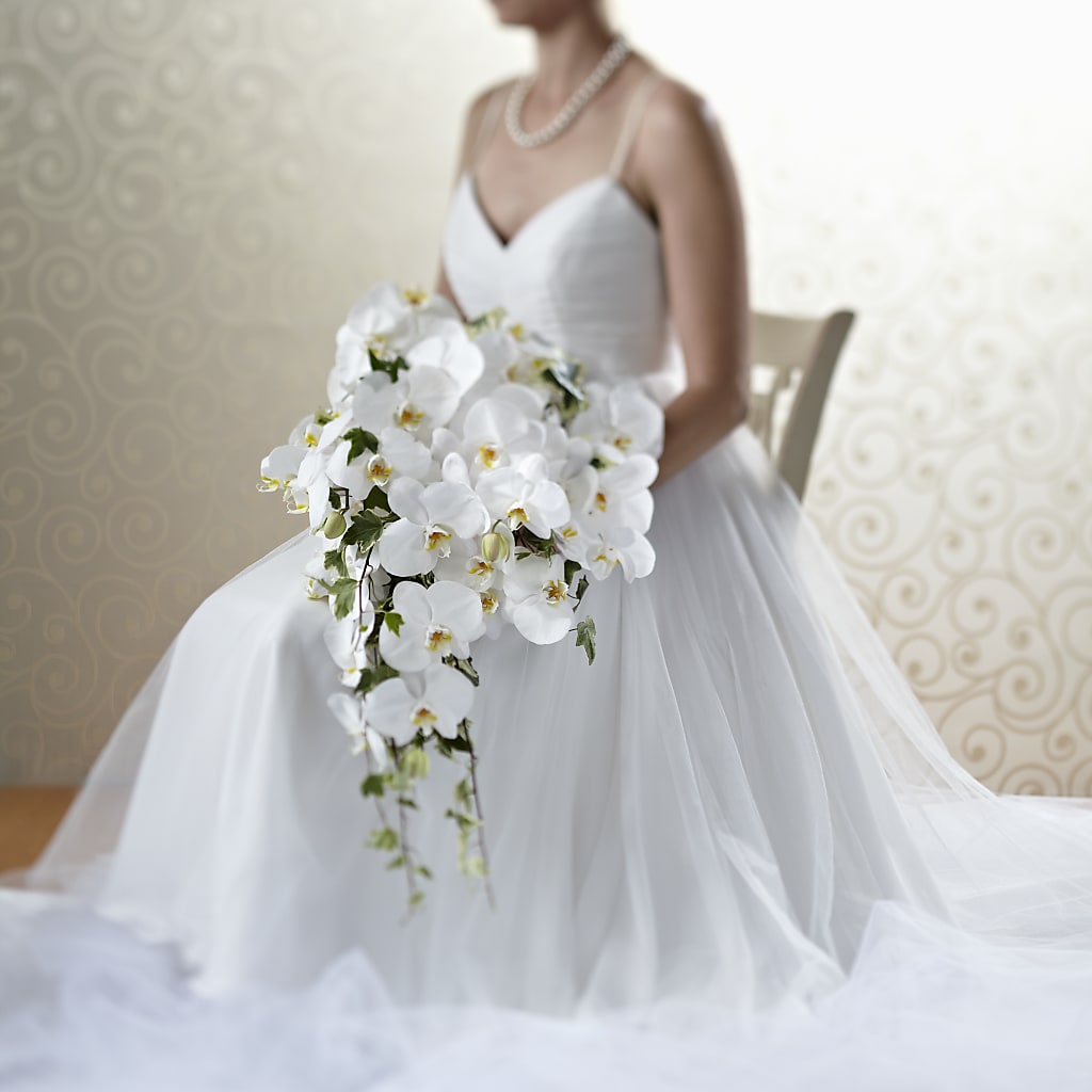 Classic White Bouquet – Rhea Flower Shop, Toronto ON