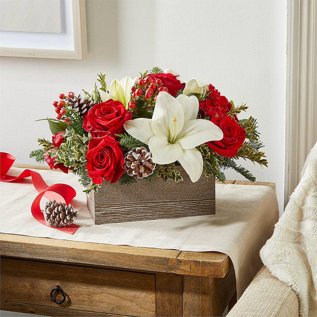 Snowy Wonderland Bouquet –  Rhea Flower Shop, Toronto ON