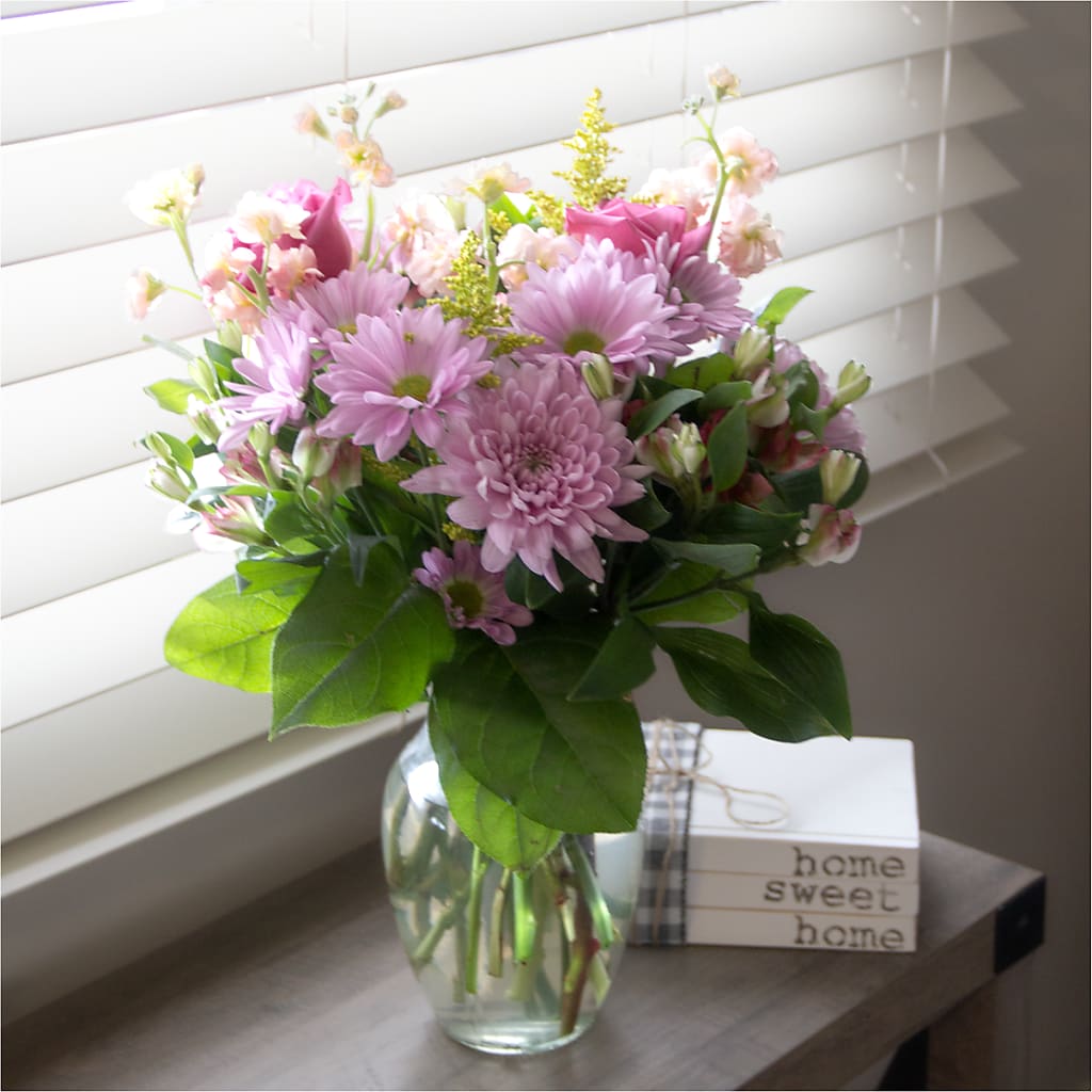 Pastel Tradition - A Florist Original –  Rhea Flower Shop, Toronto ON