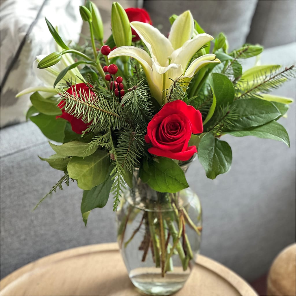 Sparkling Snowflakes Bouquet –  Rhea Flower Shop, Toronto ON