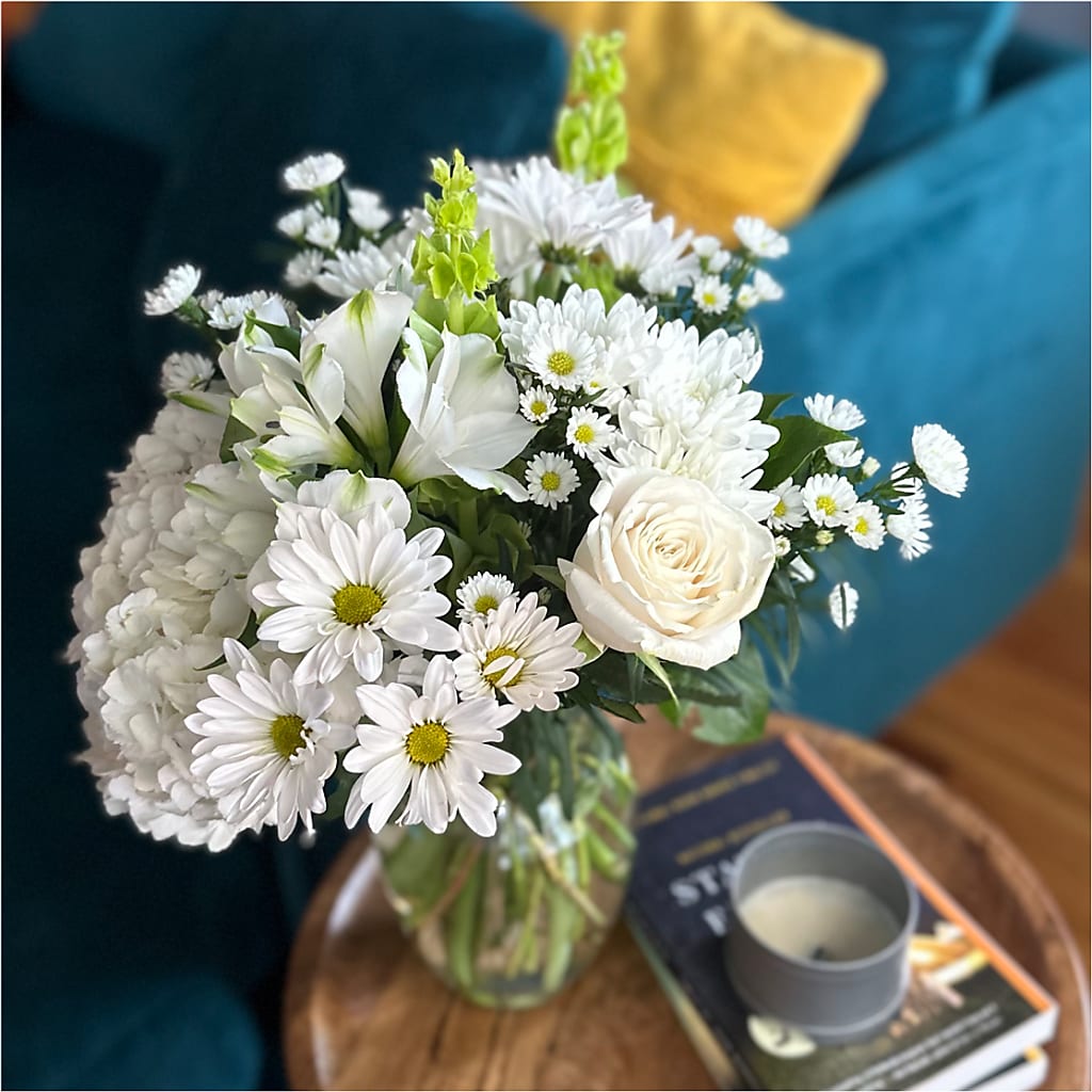 Classic Ivory – A Florist Original –  Rhea Flower Shop, Toronto ON