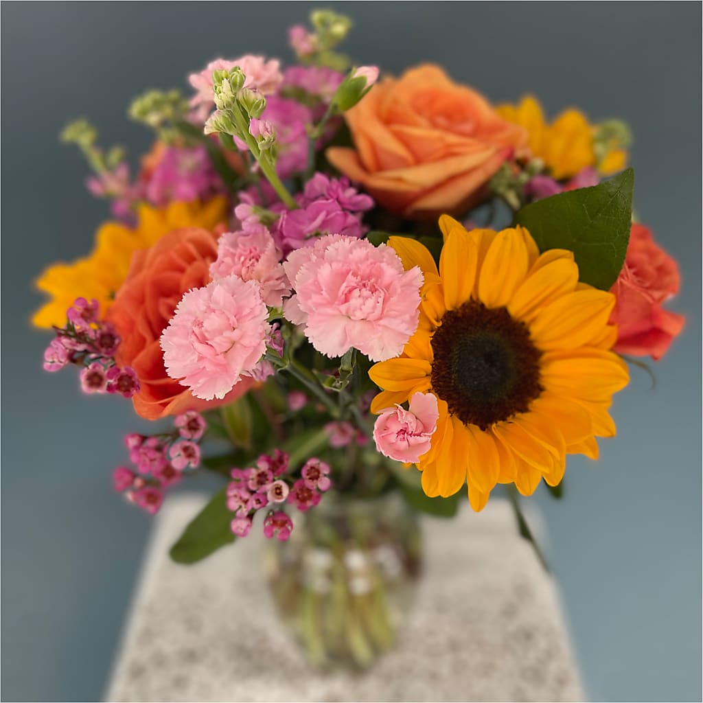 Yellow Brick Road Bouquet –  Rhea Flower Shop, Toronto ON