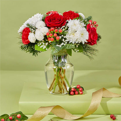 Chance of Flurries Bouquet –  Rhea Flower Shop, Toronto ON