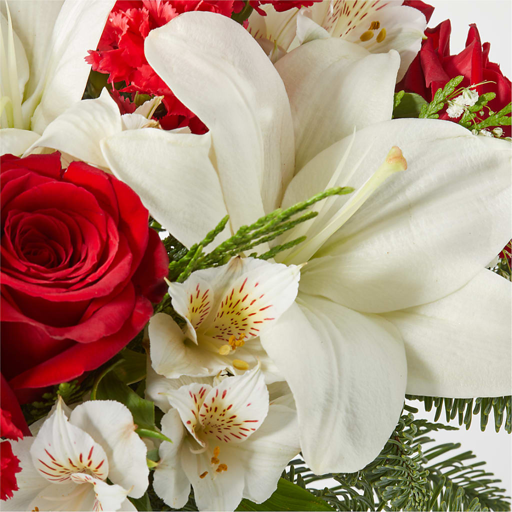 Holiday Season Bouquet –  Rhea Flower Shop, Toronto ON