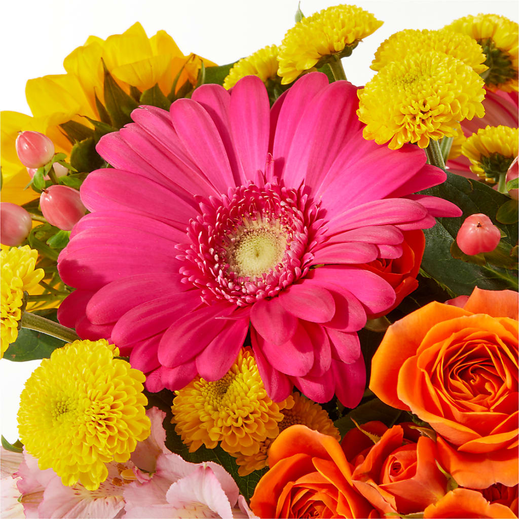 Beach Day Bouquet –  Rhea Flower Shop, Toronto ON
