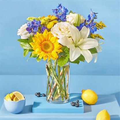 Stargazing Bouquet –  Rhea Flower Shop, Toronto ON