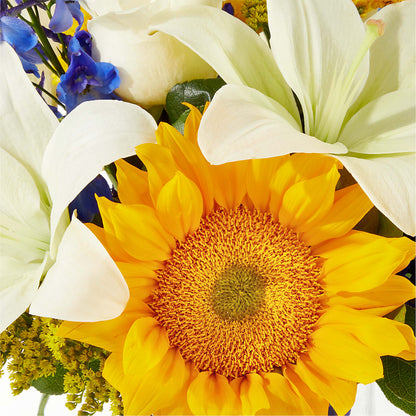 Stargazing Bouquet –  Rhea Flower Shop, Toronto ON