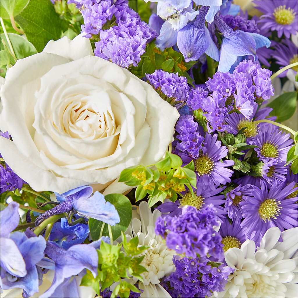Genuine Gestures Bouquet –  Rhea Flower Shop, Toronto ON