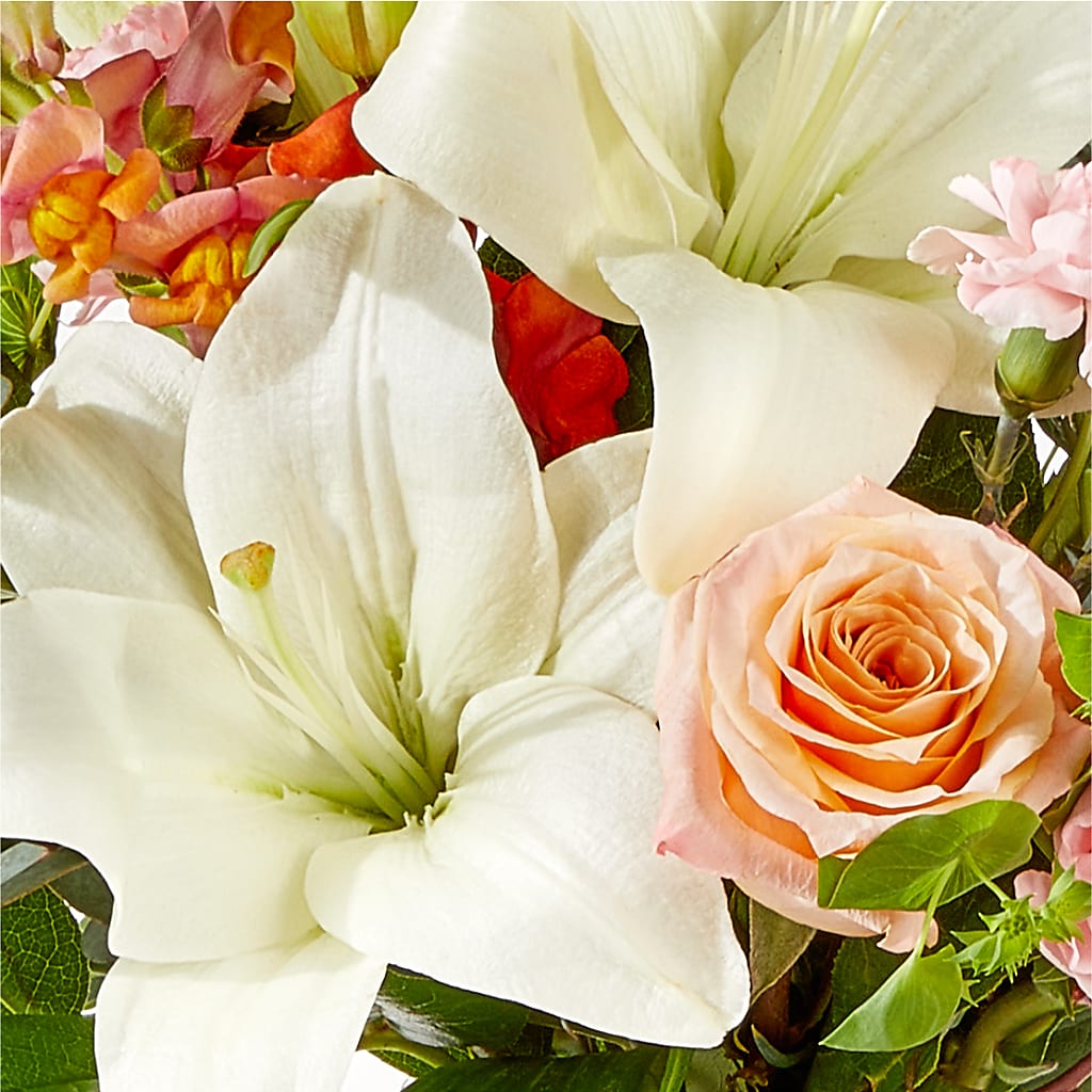 Grapefruit Splash Bouquet –  Rhea Flower Shop, Toronto ON