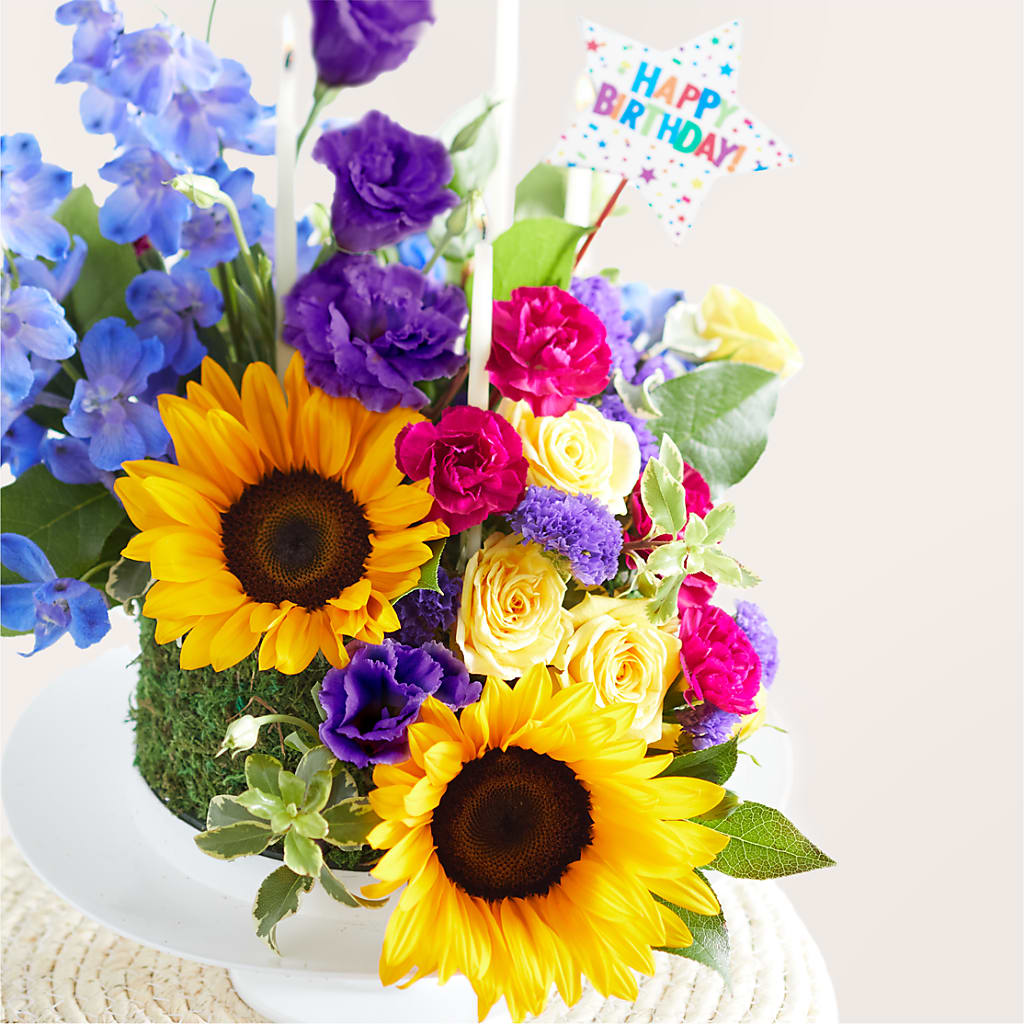 Star of the Day Floral Cake –  Rhea Flower Shop, Toronto ON
