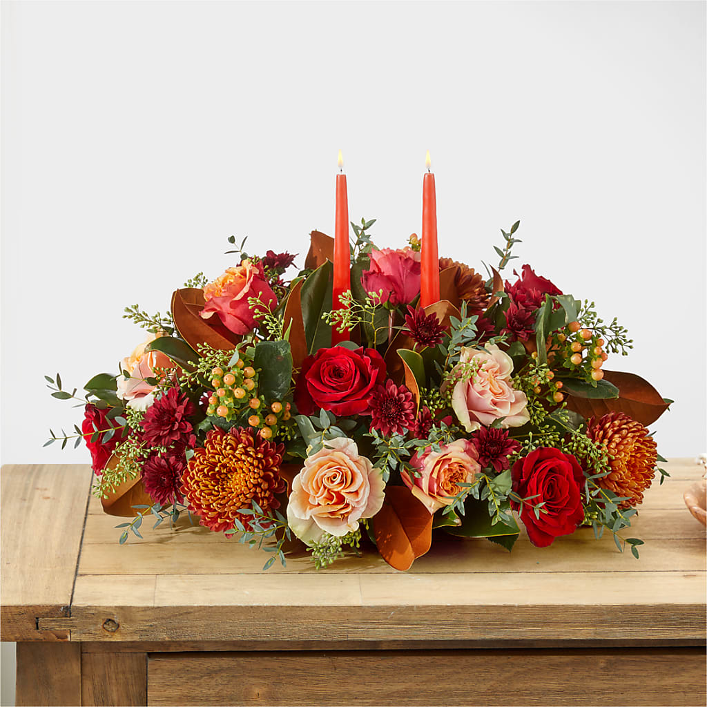 Gather Near Centerpiece –  Rhea Flower Shop, Toronto ON