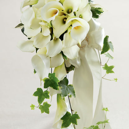White Chapel Bouquet –  Rhea Flower Shop, Toronto ON
